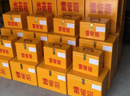 崆峒玻璃钢雷管箱的使用寿命一般是多少？